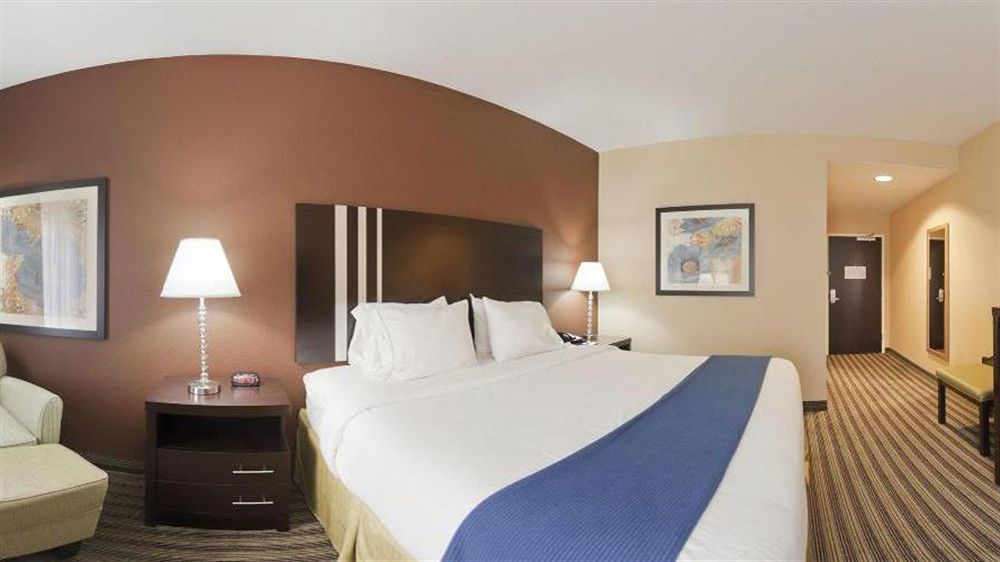 Holiday Inn Express Columbia By Ihg Exterior photo